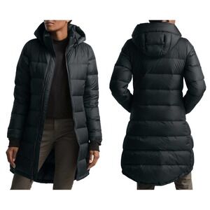 THE NORTH FACE Metropolis III 550 Fill Power Down Hooded Parka (XS)
